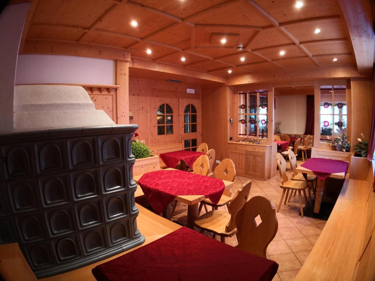 باسو روليه Hotel Alpenrose المظهر الخارجي الصورة