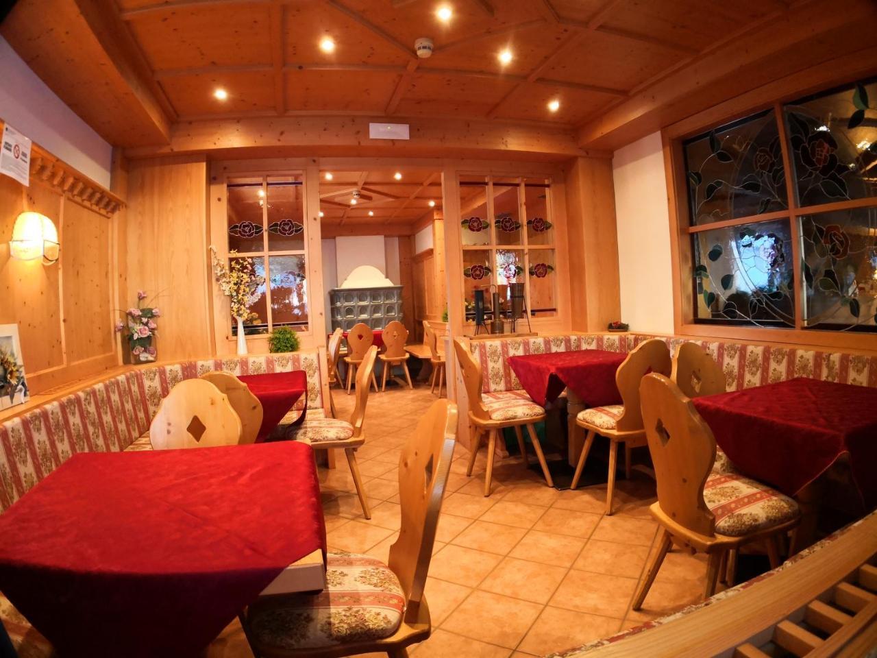 باسو روليه Hotel Alpenrose المظهر الخارجي الصورة